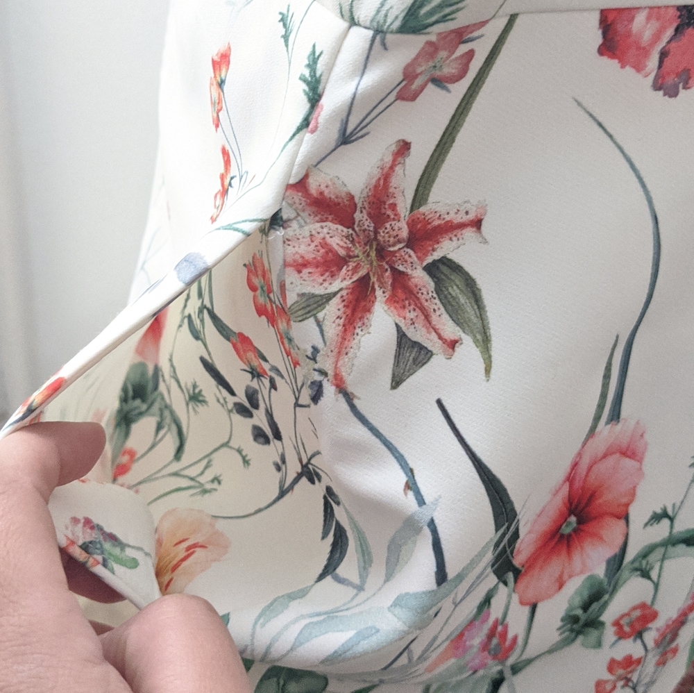 Zara Cream Pleated Floral Summer Dress - Picture 6 of 7